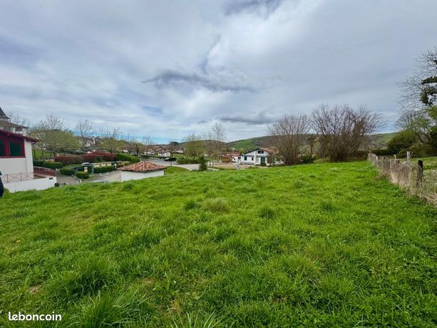 Terrain 747 m² Ainhoa