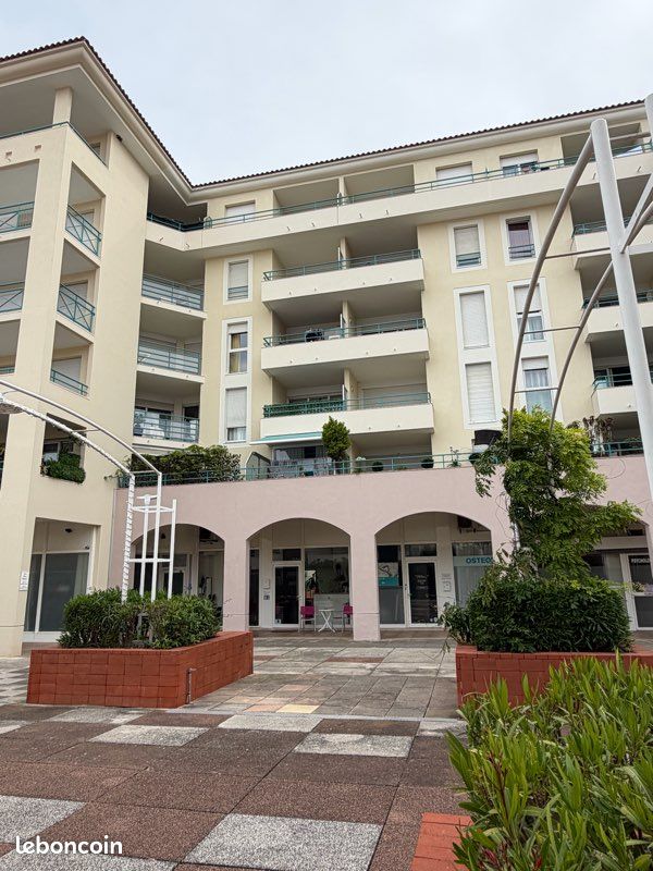 Appartement 2 pièces 30 m² · à Antibes · 30 m² · 833 €/mois
