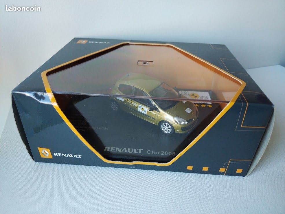 Renault Clio III Coupé 2005 Eligor 1:43 FRR07