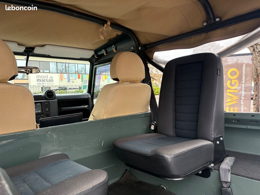 Land rover defender soft top heritage 90 2.4 td 120 ch serie-limitee 4wd / camera de recul / carplay (image 20)