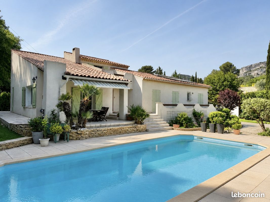Maison 7 pièces 172 m² · à La Bouilladisse · 172 m² · 980 000 €