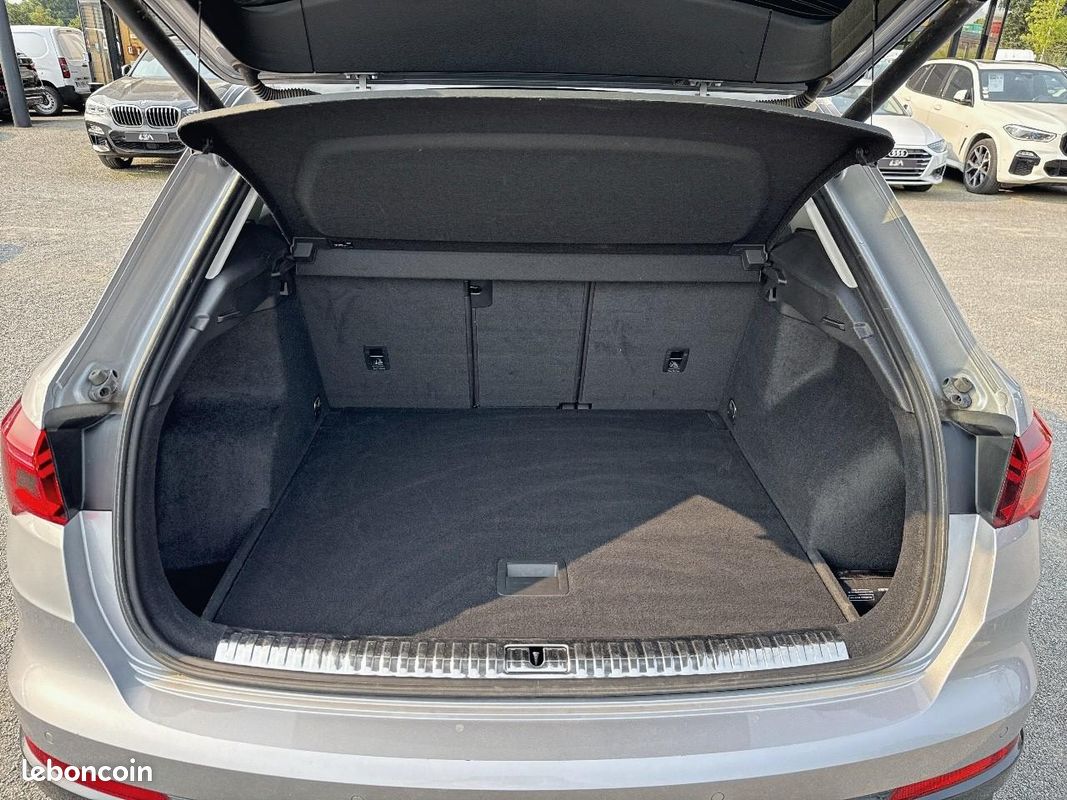 AUDI Q3 2.0 35 TDI 150 S-tronic Design + (image 22)