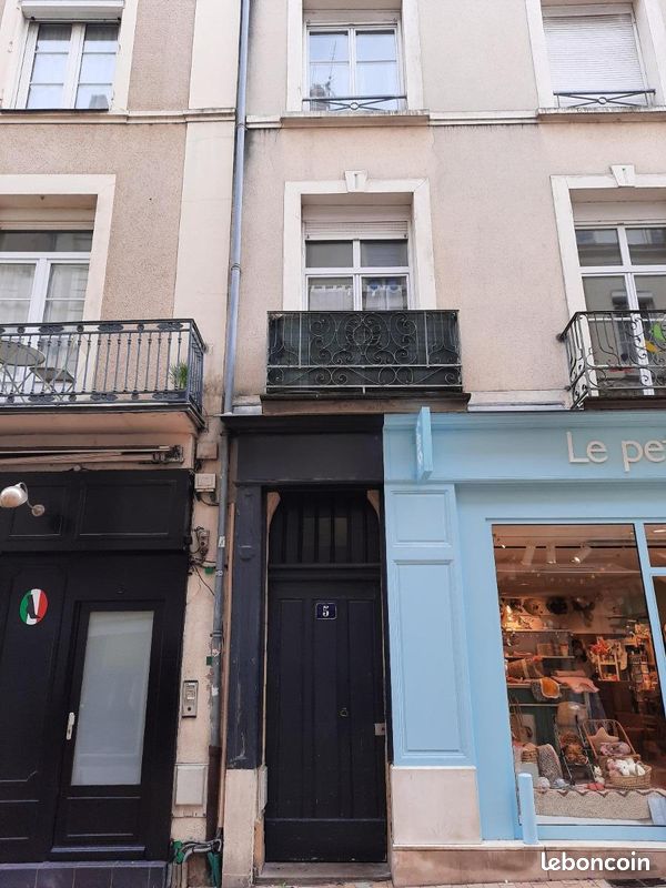 Appartement 1 pièce 29 m² · à Angers · 29 m² · 490 €