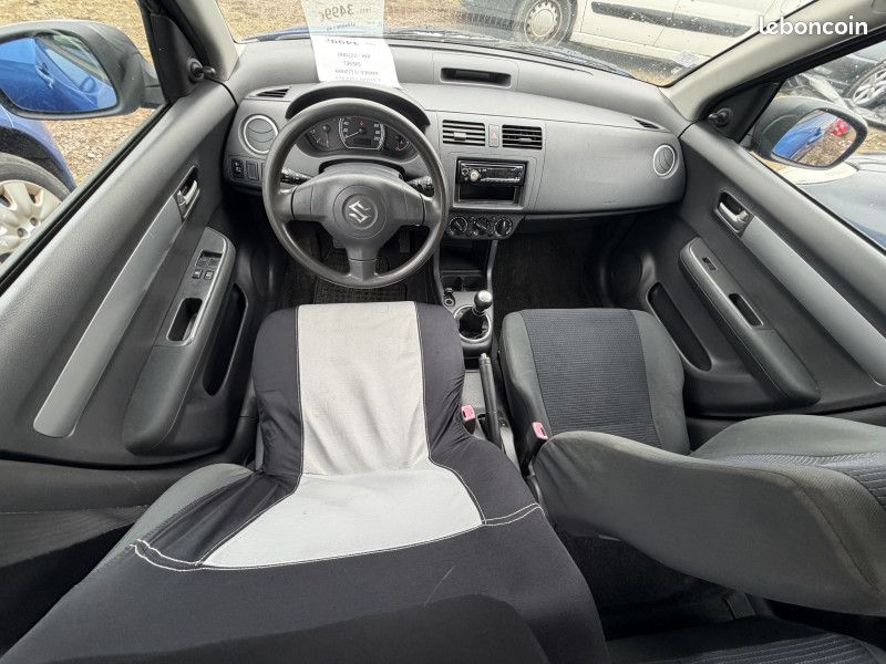 Suzuki SWIFT 1.3 DDIS 75CH GL 5P (image 9)