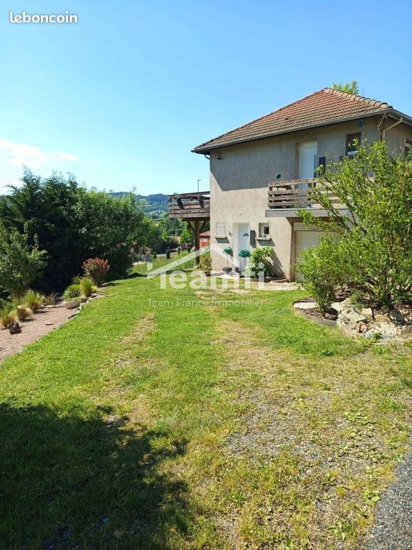 Maison 8 pièces 240 m² · à Saint-Just-en-Chevalet · 240 m² · 355 000 €