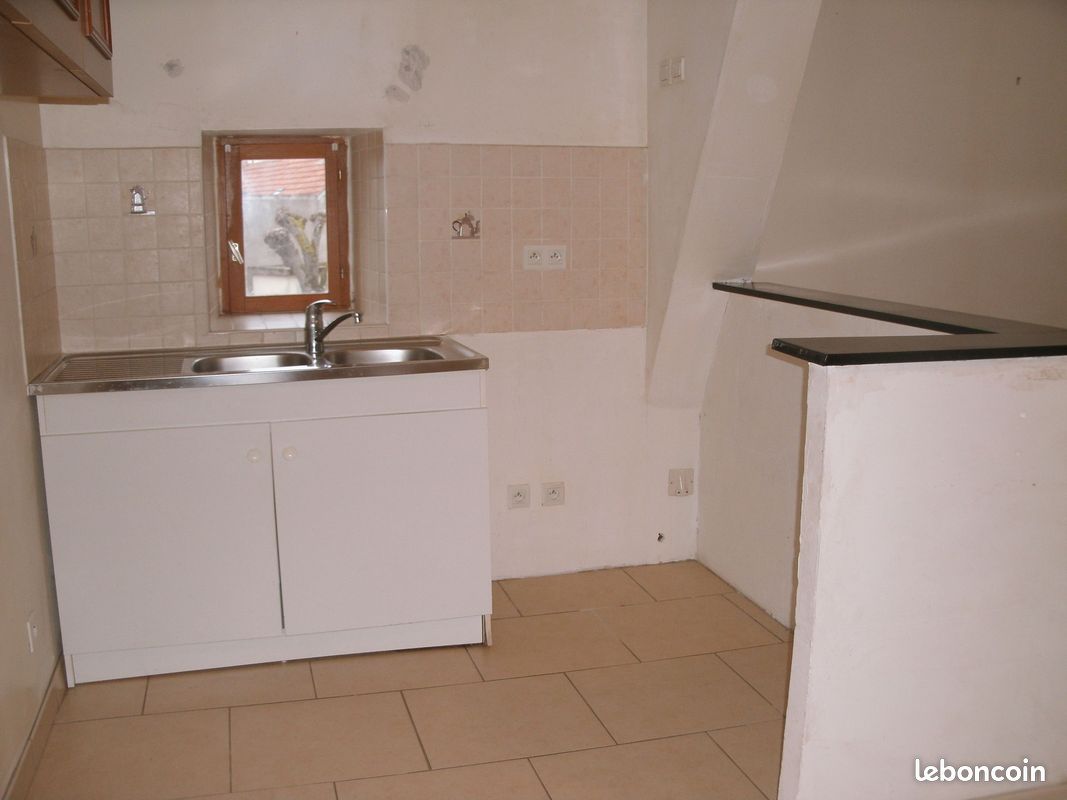 Appartement 2 pièces 40 m² · à Sermaises · 40 m² · 520 €