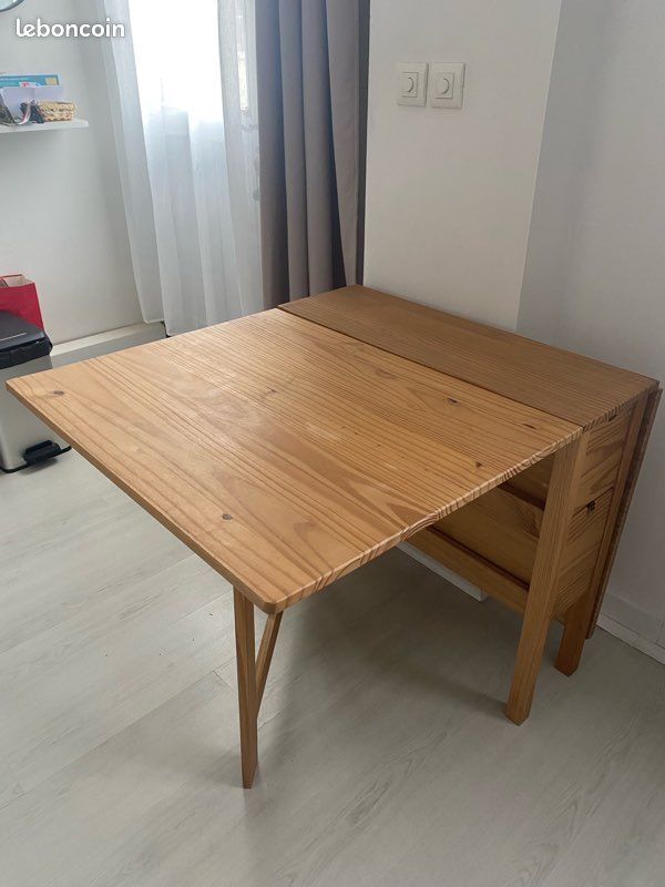 Table extensible 2/4/6 personnes (image 1)