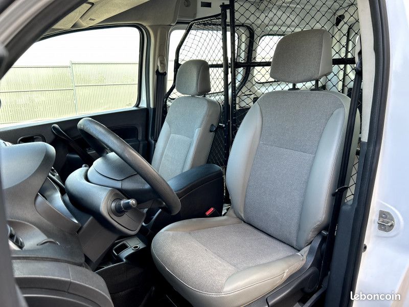 Renault KANGOO II EXPRESS MAXI 1.5 DCI 90CH GRAND VOLUME CONFORT (image 8)