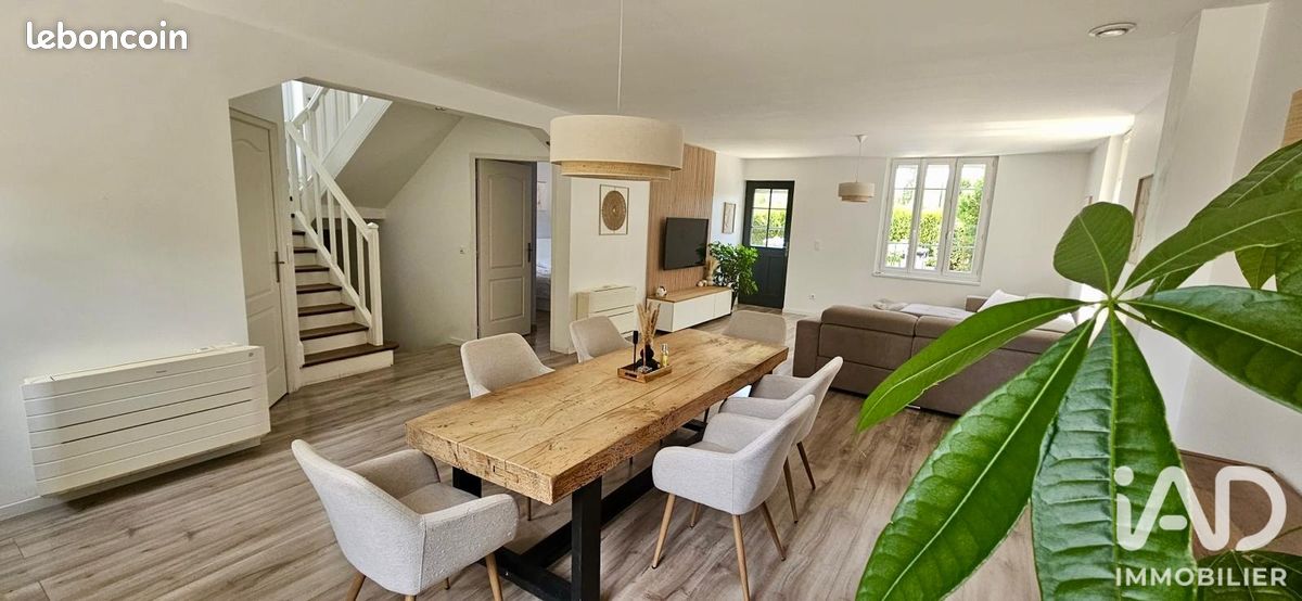 Maison 5 pièces 136 m² · à Mouroux · 136 m² · 365 000 €