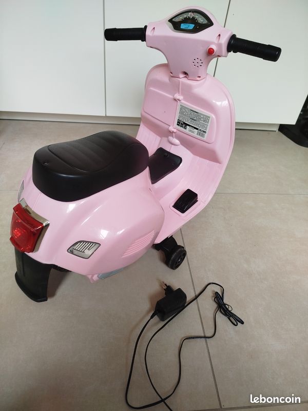 Scooter mini vespa électrique (image 2)