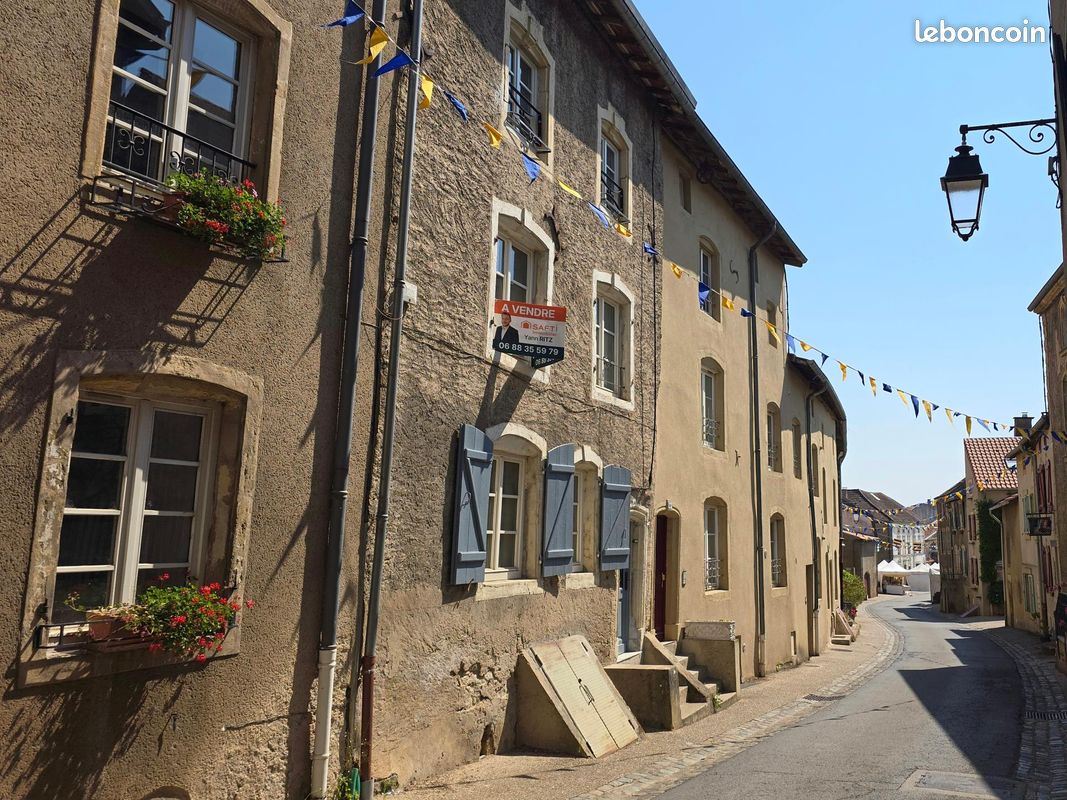 Maison 4 pièces 110 m² · à Rodemack · 110 m² · 249 900 €