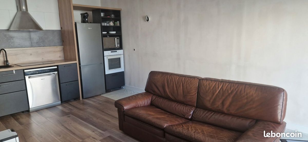 Appartement 2 pièces 37 m² · à Fontaine · 37 m² · 60 000 €