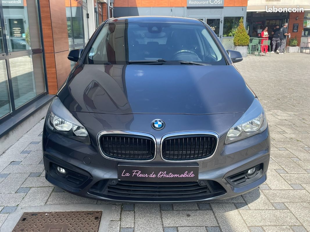 BMW SERIE 2 ACTIVE TOURER F45 218d 150 ch Lounge A - RADARS AV/AR - LIMITEUR DE VITESSE (image 10)