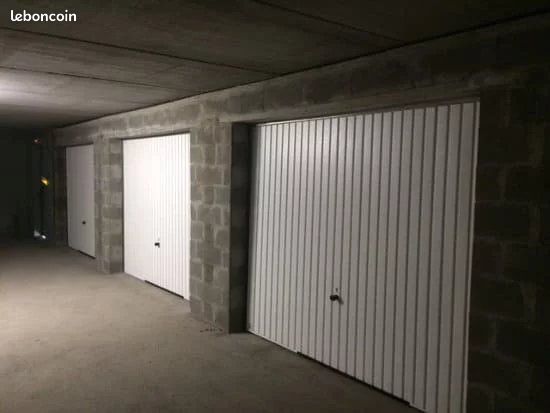 Parking 18 m² · à Pau · 18 m² · 18 000 €