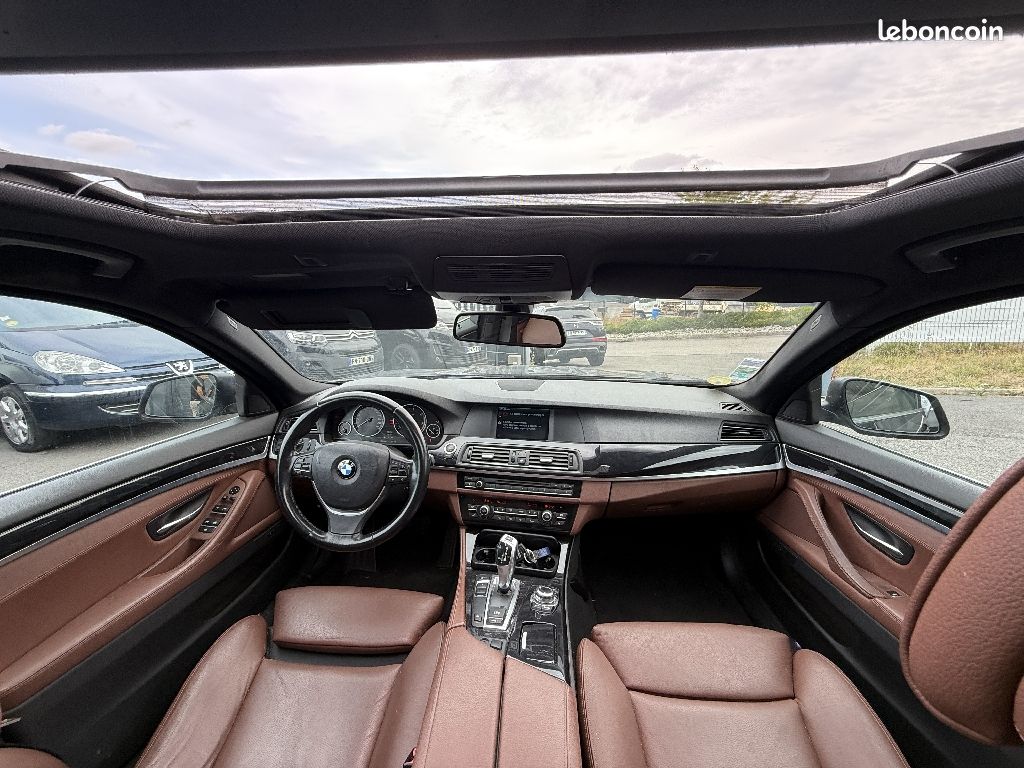 BMW Série 5 Touring 525d 204ch Luxe A (image 9)