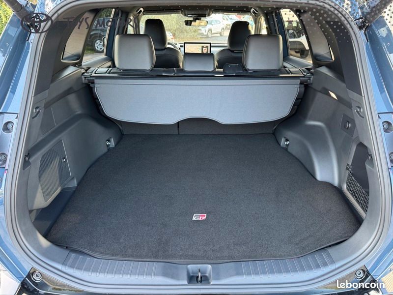 Toyota RAV4 Hybride AWD 191ch GR Sport NG HYBRID A (image 11)