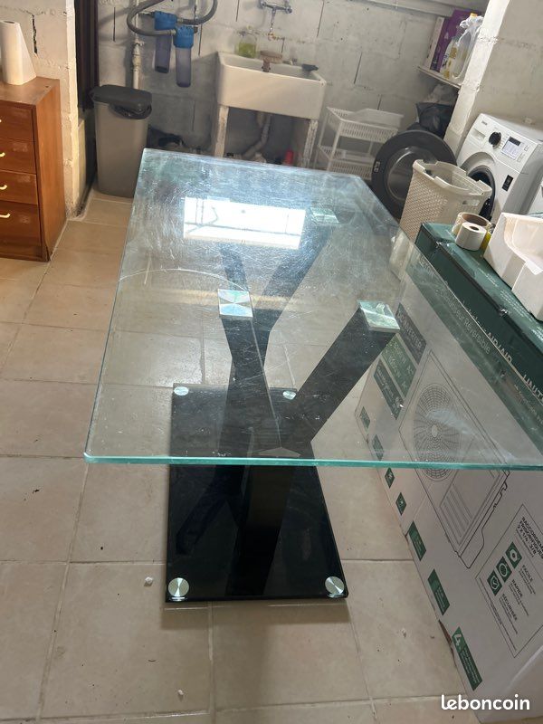 Table en verre (image 2)