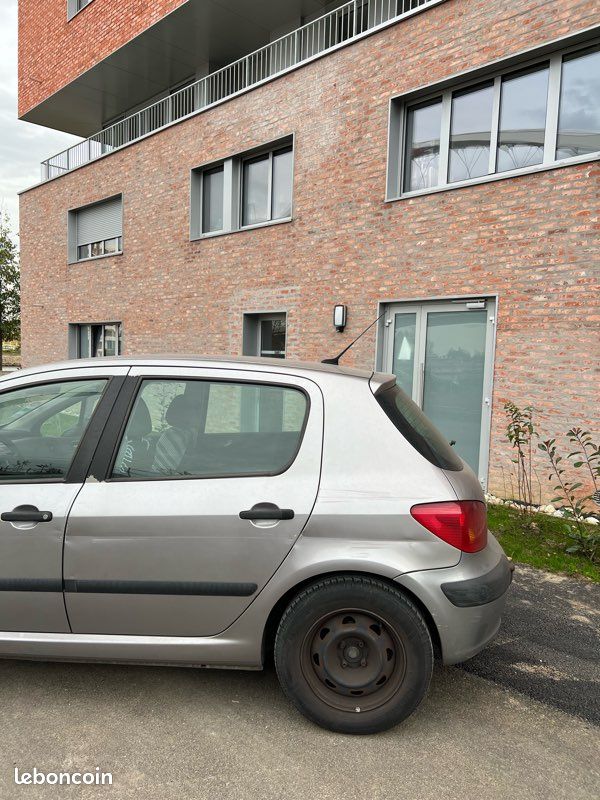 Peugeot 307 gris HDI Diesel 5 portes en bon état contrôle technique ✅ (image 3)