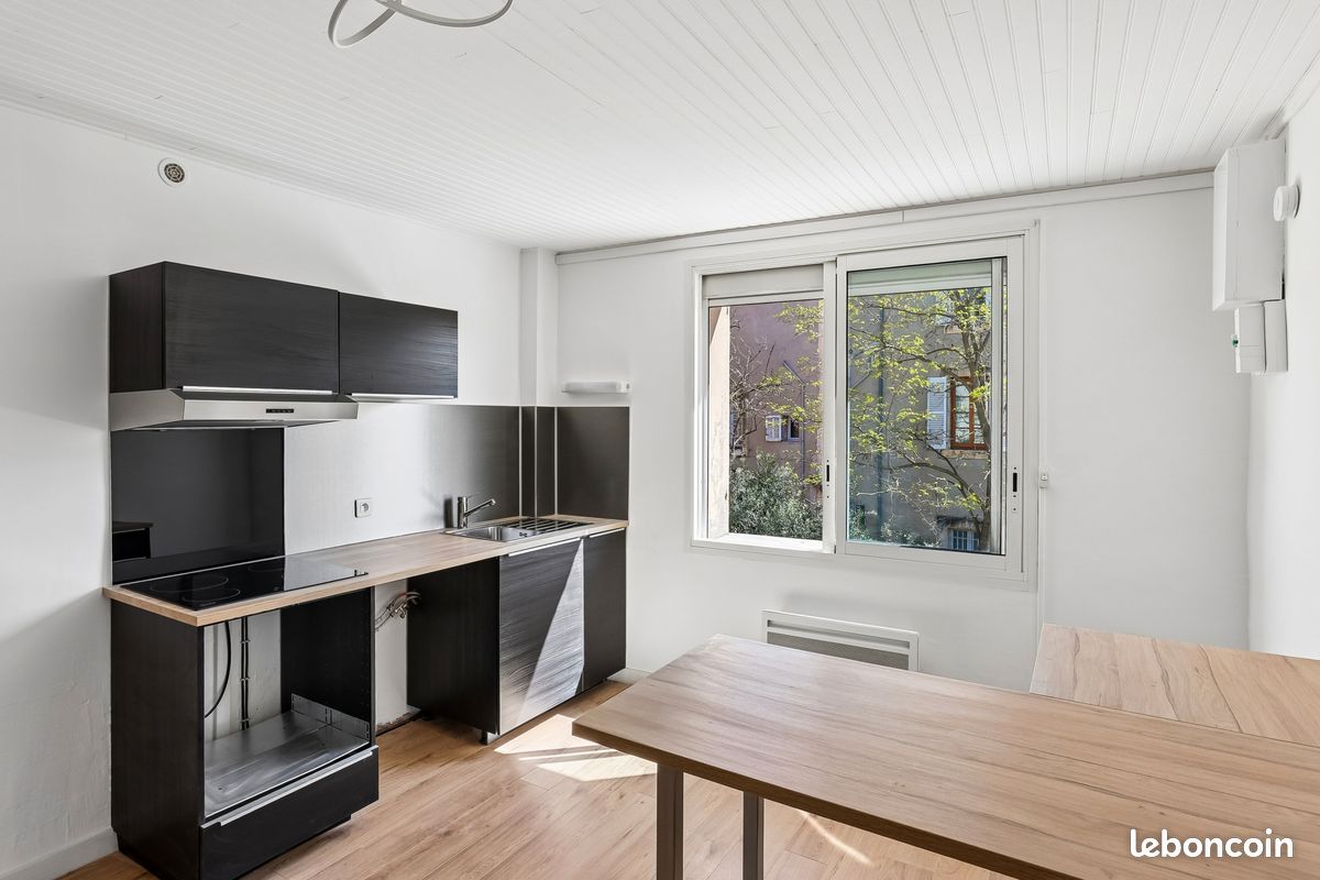 Appartement 2 pièces 48 m² · à La Fare-les-Oliviers · 48 m² · 170 000 €