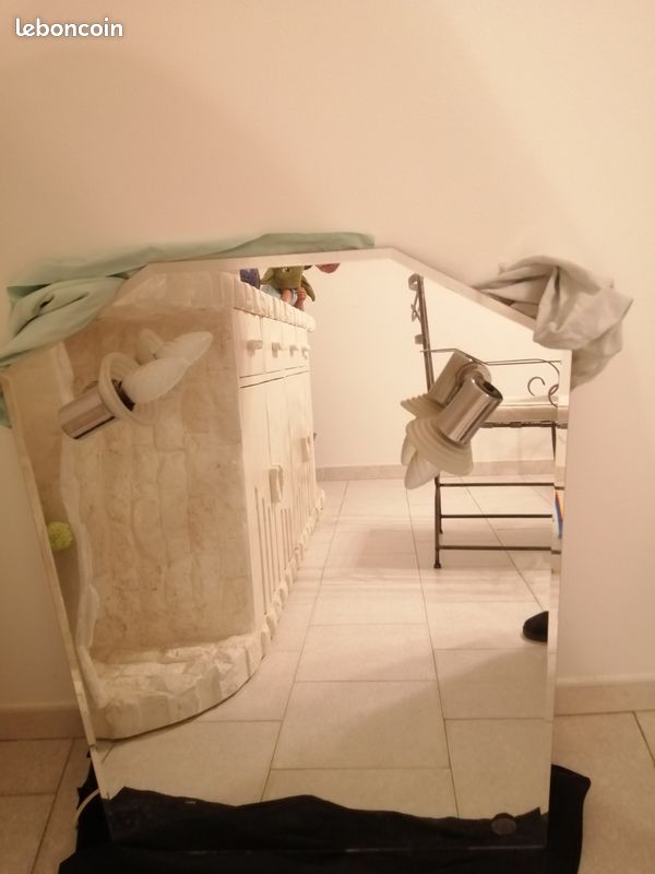 Miroir de salle de bain d'occasion (image 2)