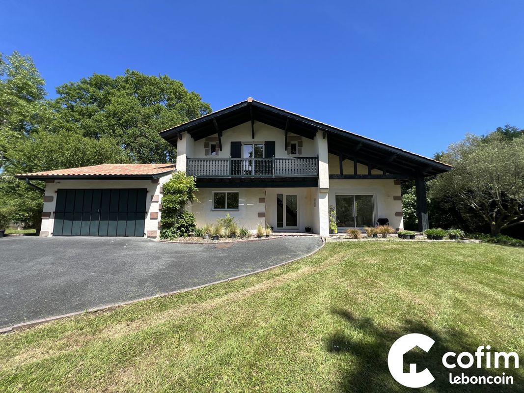 Maison 6 pièces 150 m² · à Mouguerre · 150 m² · 595 000 €