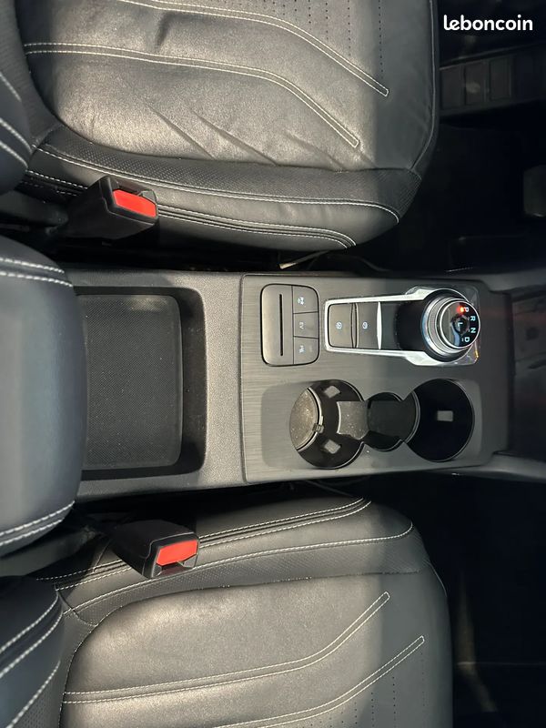 Ford kuga vignale 2.5i duratec 225 ch hybride rechargeable phev 2021 (image 22)