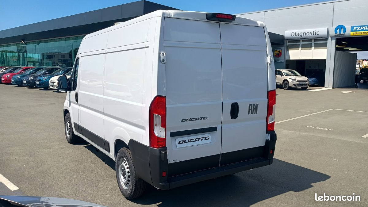 597e/mois FIAT DUCATO tôlé L2H2 3.3t 140ch Edition Limitée EASY PRO (image 2)