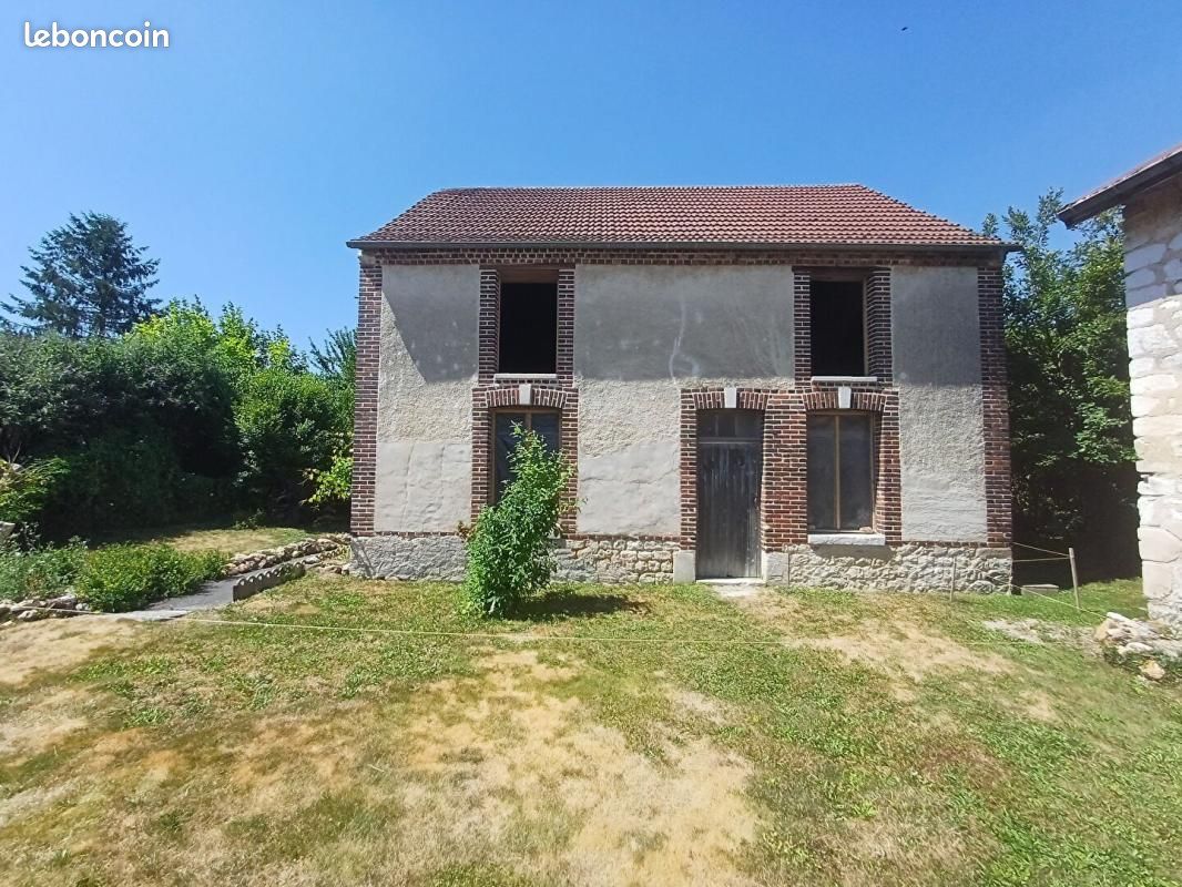 Maison 3 pièces 115 m² · à Vouzy · 115 m² · 49 000 €