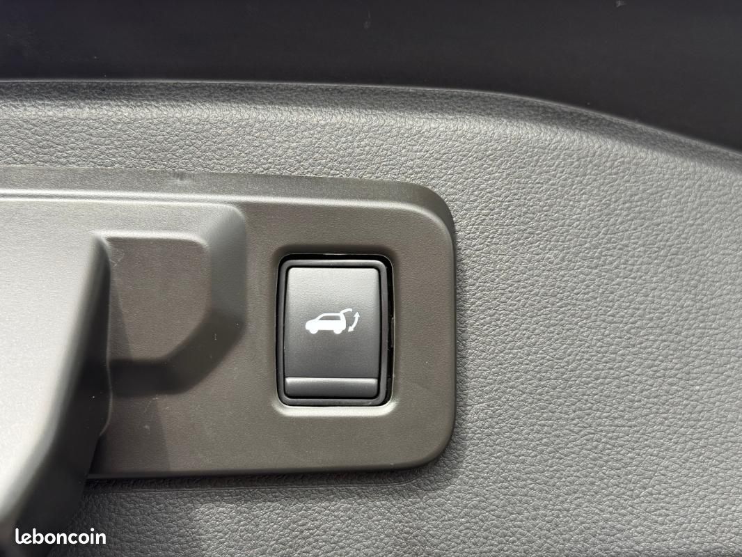 Renault Espace VI E-Tech hybrid 200 Techno (image 20)