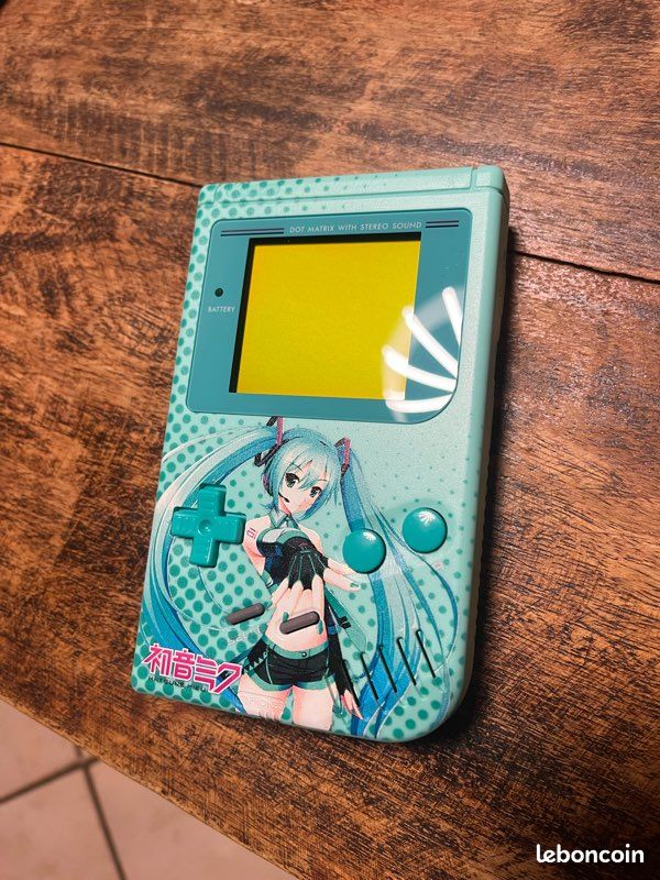 Gameboy Fat Hatsune Miku (image 2)