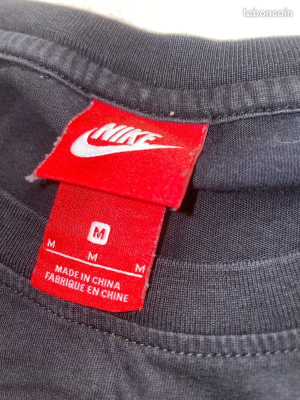 T short nike (image 2)