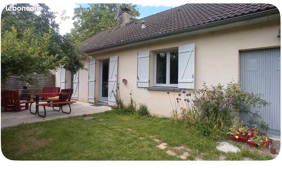 Maison 3 pièces 77 m² · à Paron · 77 m² · 800 €