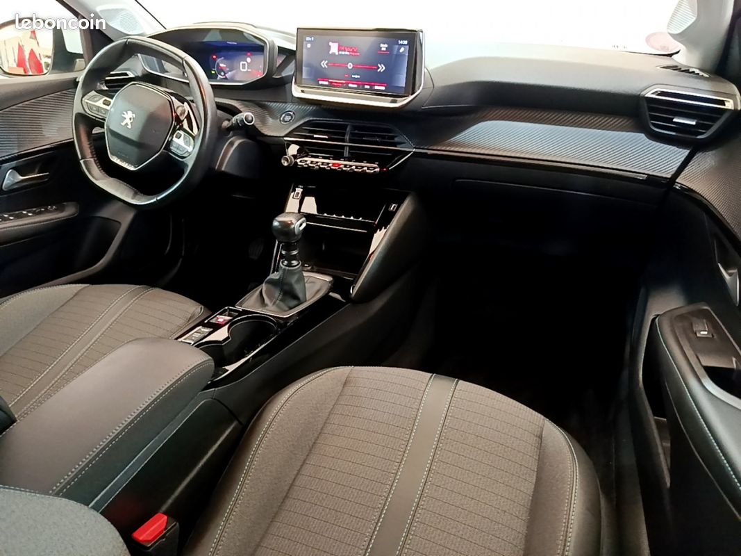 Peugeot 208 (2) PureTech 100 Allure Business (image 30)
