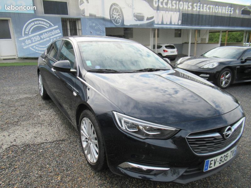 Acheter cette Opel Insignia Essence Insignia Grand Sport 1.5 Turbo 165 ch  BVA6 Elegance 5p en vente chez Opel Poitiers