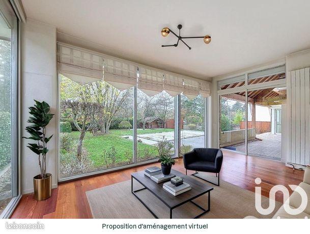 Propriété 10 pièces 245 m²