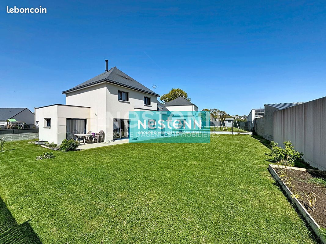 Maison 5 pièces 111 m² · à Lamballe-Armor · 111 m² · 301 630 €