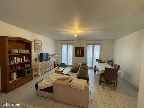 Appartement 3 pièces 67 m² · à Saint-Juéry · 67 m² · 700 €/mois