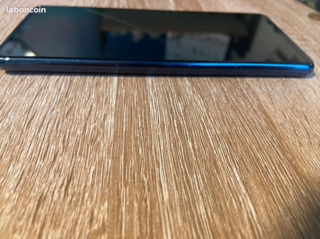 Samsung s20 fe (image 4)