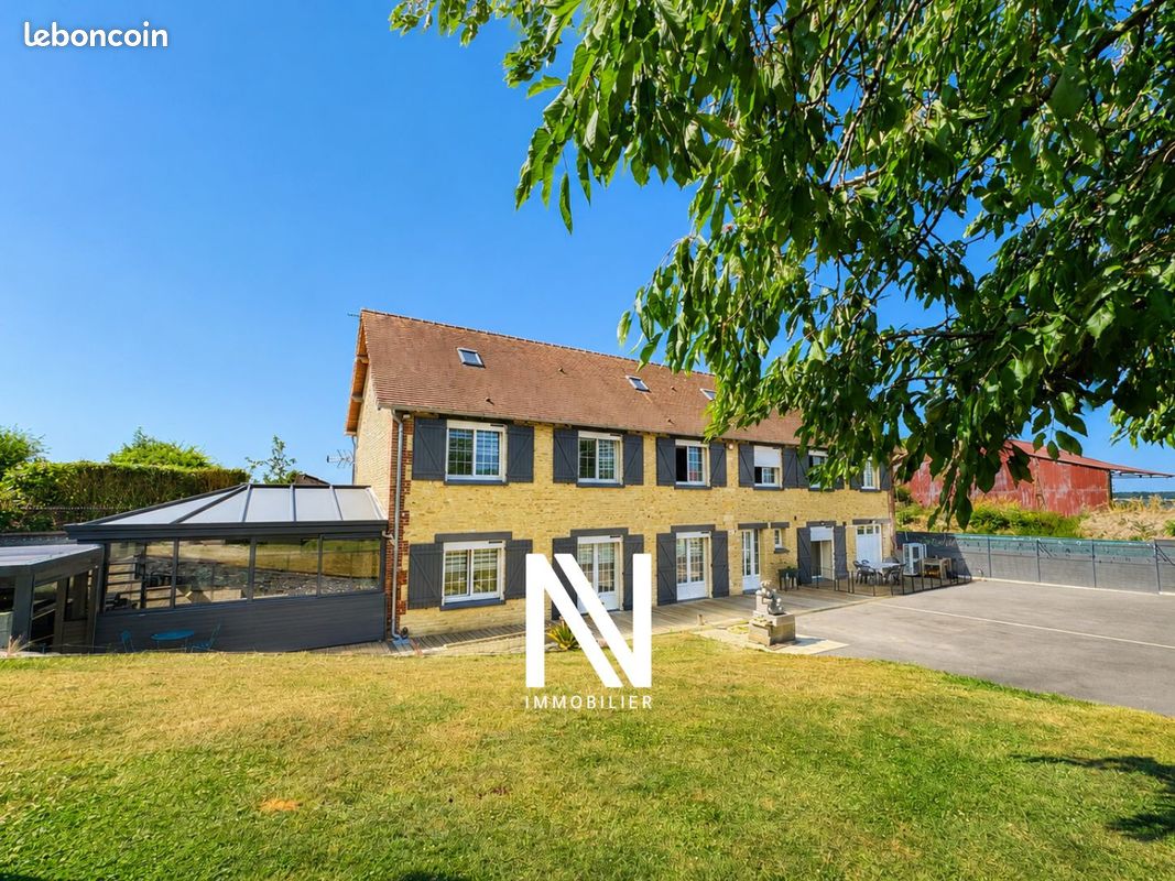 Maison 9 pièces 238 m² · à Mézidon Vallée d'Auge · 238 m² · 499 000 €