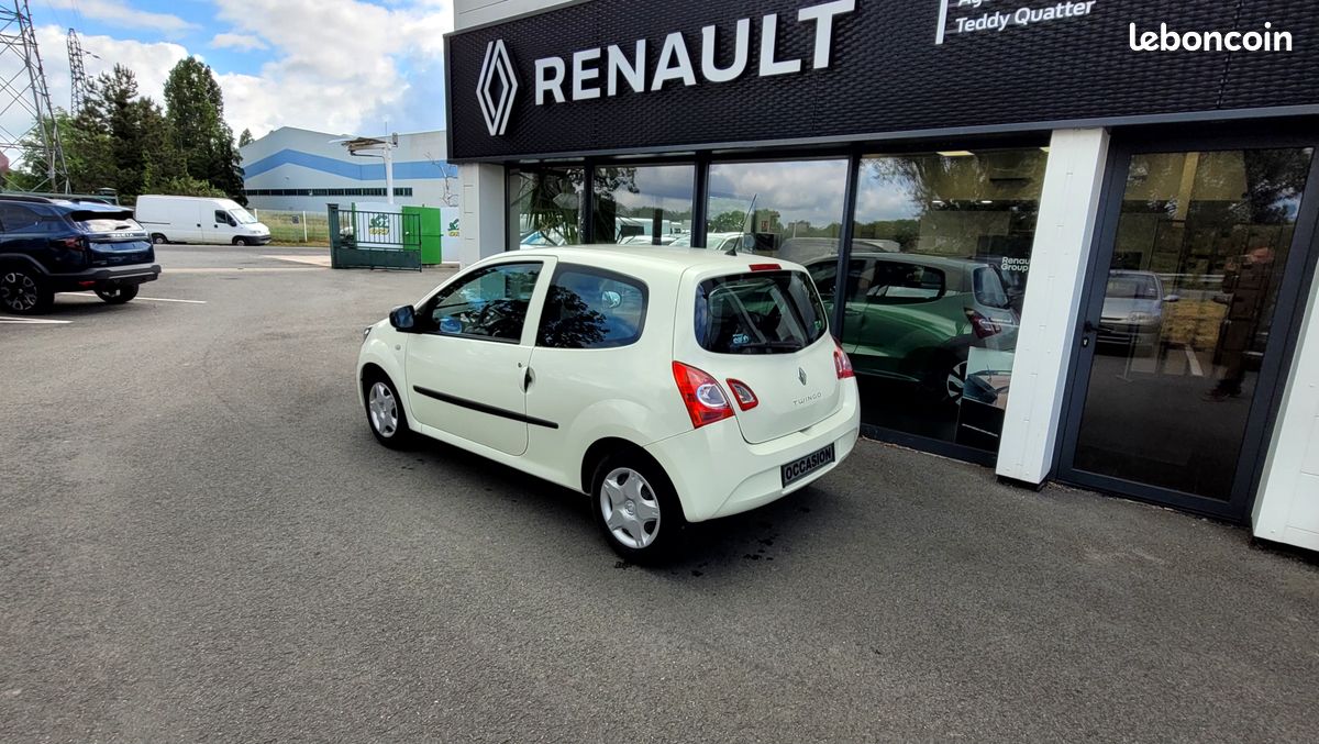 Renault Twingo II 75ch Authentique (image 4)