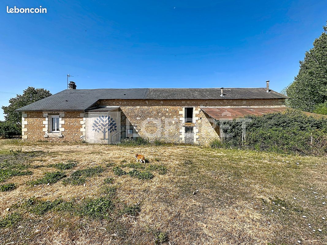 Maison 5 pièces 99 m² · à Moncontour · 99 m² · 83 000 €