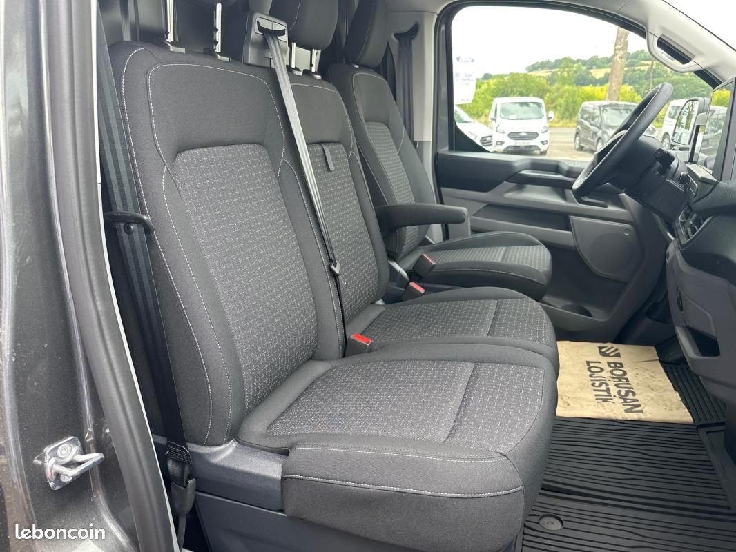 Ford Transit Custom FOURGON FGN 320 L1H1 2.0 ECOBLUE 170 CH BVA8 TREND (image 11)