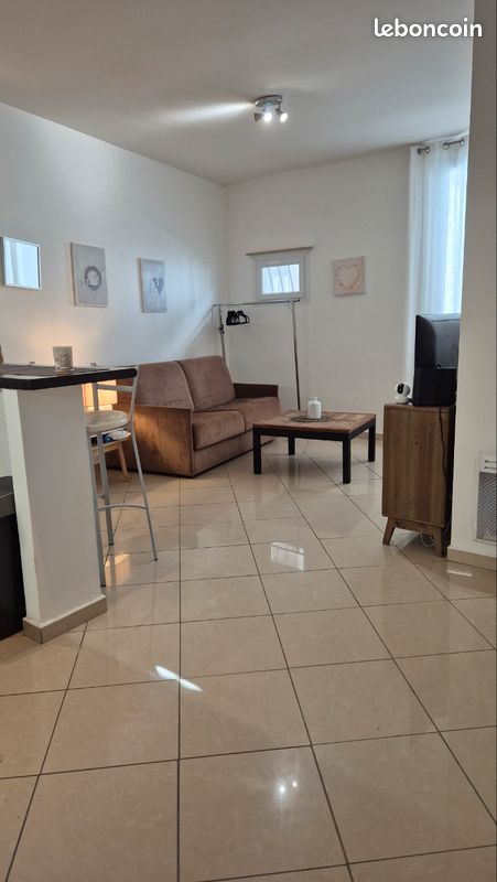 Appartement 1 pièce 25 m² · à Cagnes-sur-Mer · 25 m² · 800 €/mois
