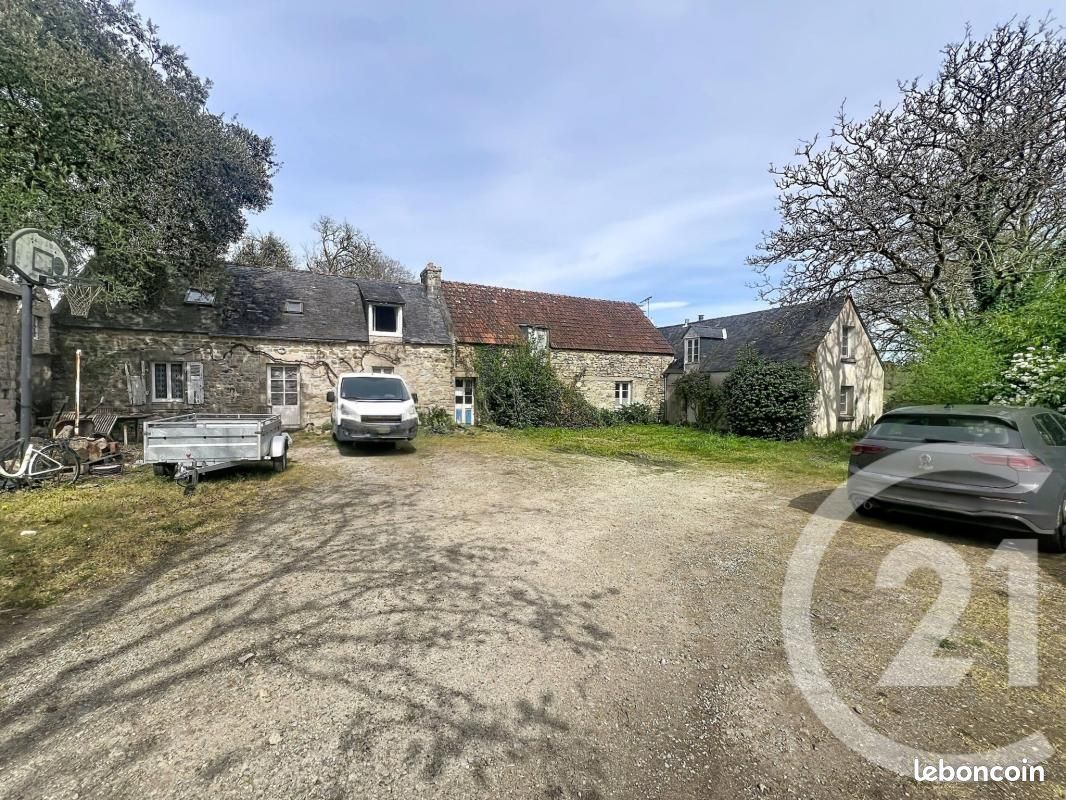Maison 8 pièces 220 m² · à Combrit · 220 m² · 309 750 €