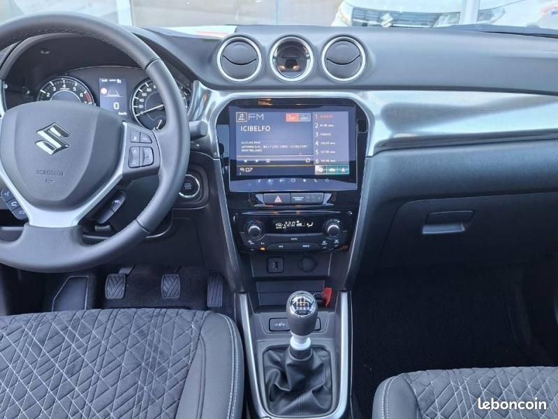 Suzuki Vitara 1.4 Boosterjet Hybrid 110ch Style Allgrip MY25 (image 9)
