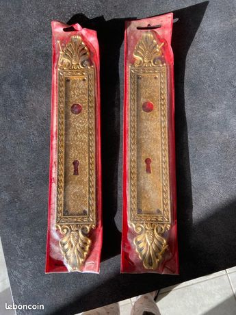 LOT DE 5 Plaques Murales Rondes En Laiton Massif Vintage EUR 9,90