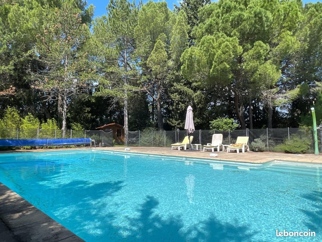 Maison 7 pièces 250 m² · à Pujaut · 250 m² · 595 000 €