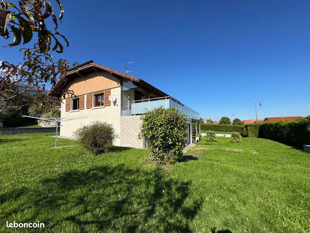 Maison 5 pièces 100 m² · à Thoiry · 100 m² · 625 000 €