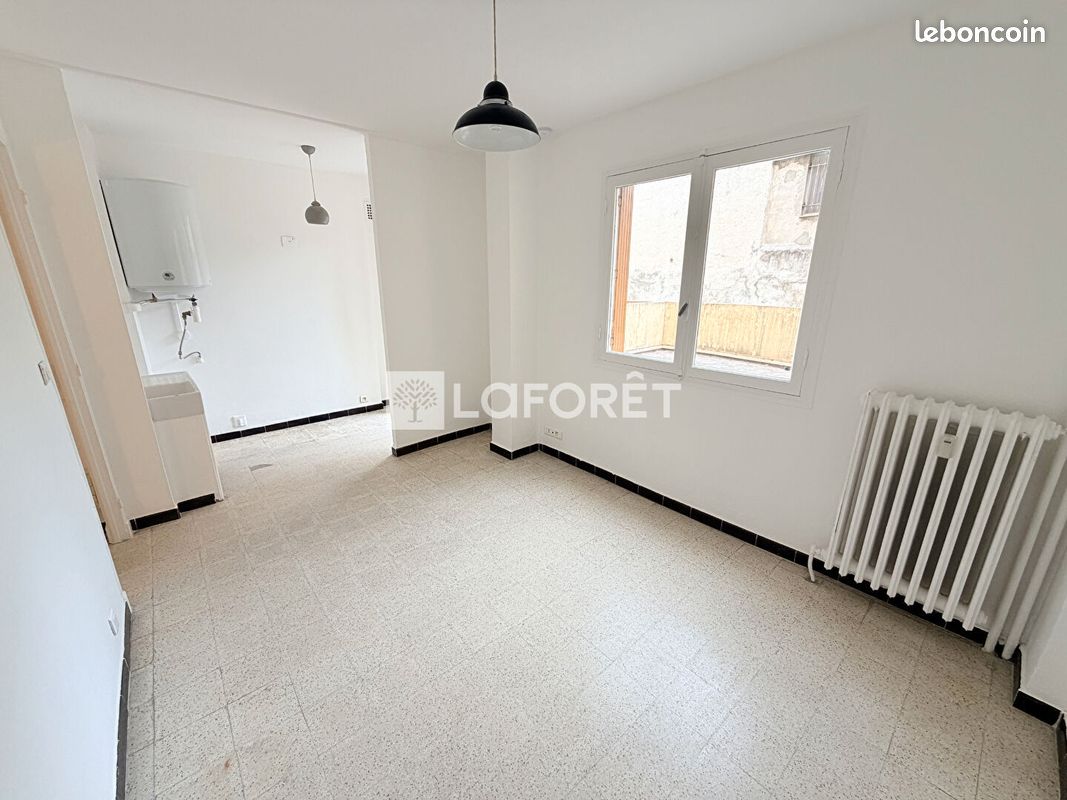 Appartement 1 pièce 18 m² · à Le Cannet · 18 m² · 630 €/mois