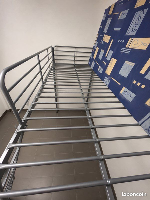 Lit mezzanine en métal + matelas neuf – 170 (image 2)
